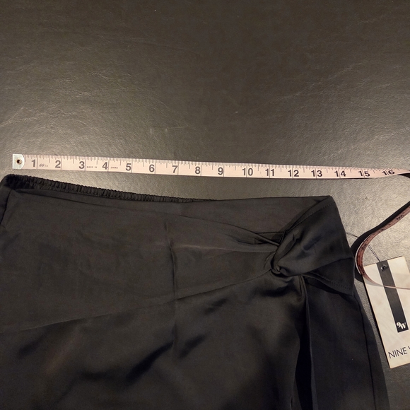 Nine West Black Faux Wrap Satin Finish Midi Skirt Size S NWT - Picture 13 of 16